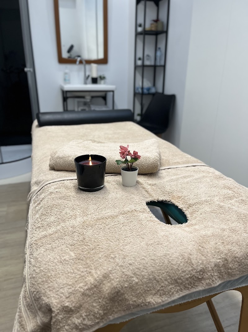 Alex Massage Barcelona - foto 4