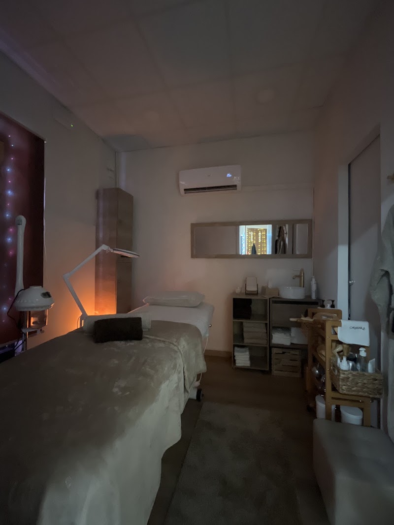 AMAYU - Especialistas en Maderoterapia, Masajes y estética facial y corporal. - foto 4