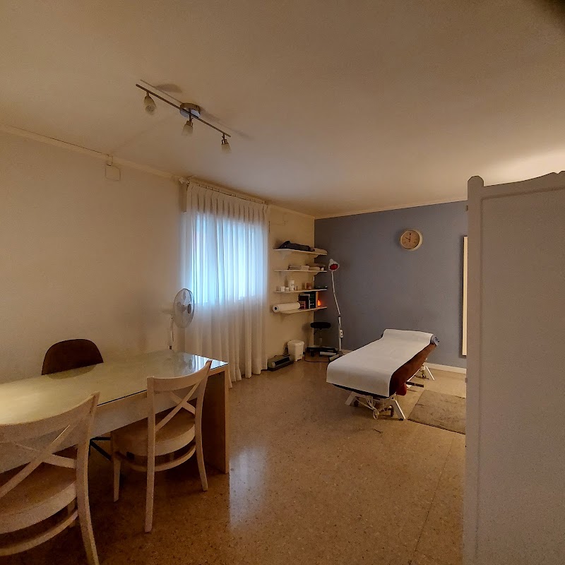 CLÍNICA DE FISIOTERÀPIA I OSTEOPATIA VALLCARCA - photo 2