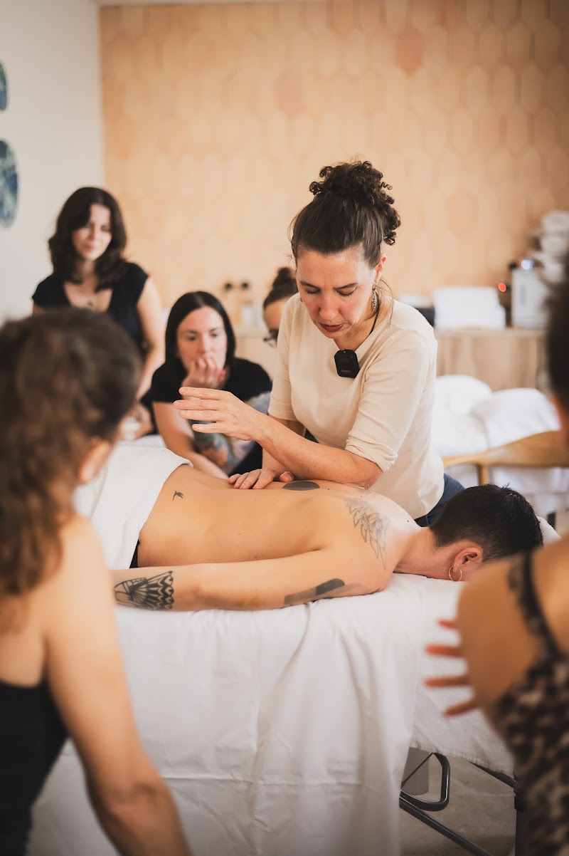 Deep Tissue - Deep Tech Massage