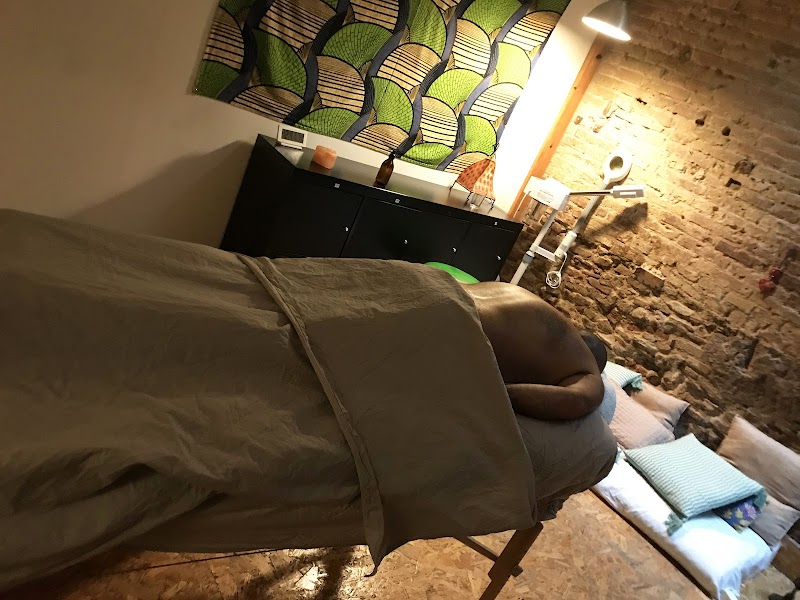 EQUILIBRIA Studio - Masaje, Reiki, Kinesiologia | Massage, Reiki, Kinesiology - photo 3
