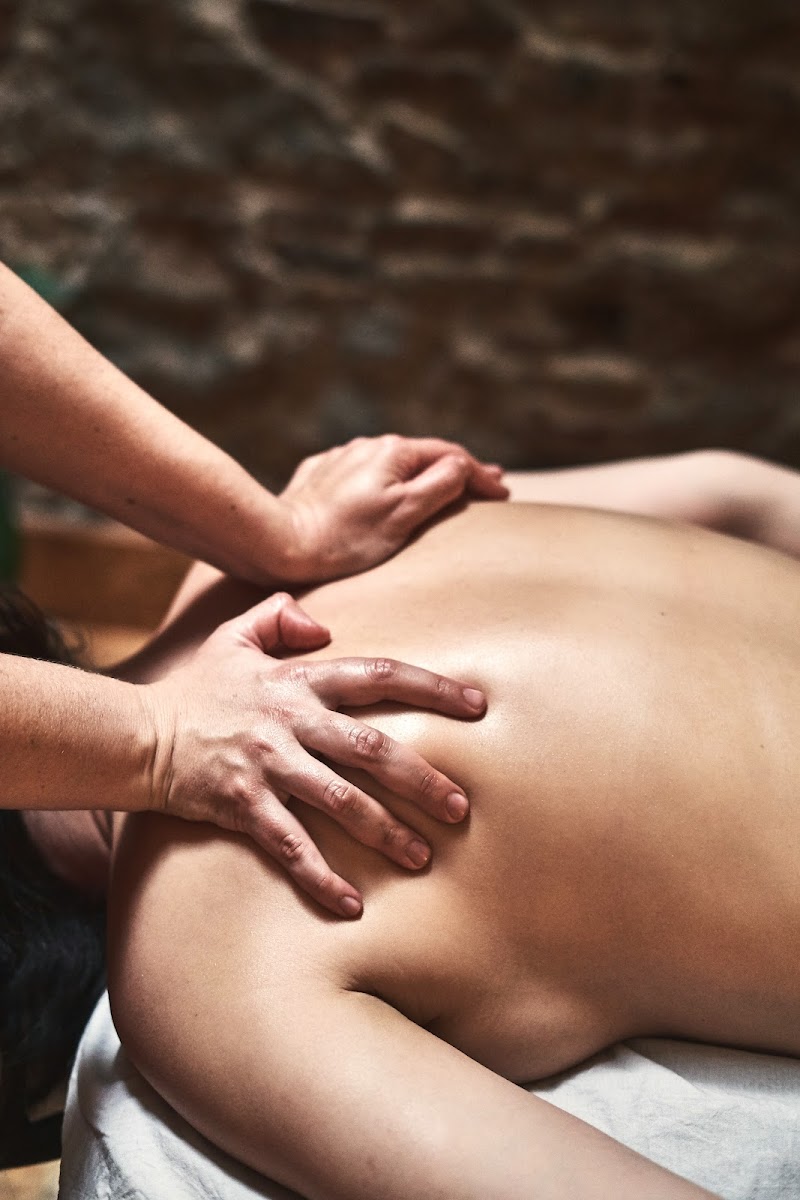 EQUILIBRIA Studio - Masaje, Reiki, Kinesiologia | Massage, Reiki, Kinesiology - photo 5