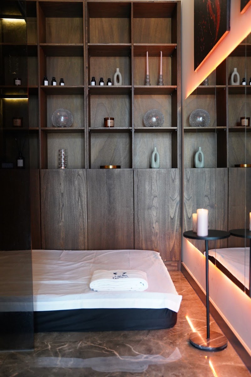 JDP Erotic Massage Masaje Erotico / Masaje Barcelona / Tantra / Nuru Massage / Masajes Eroticos / Francesc Tàrrega 25 - foto 2