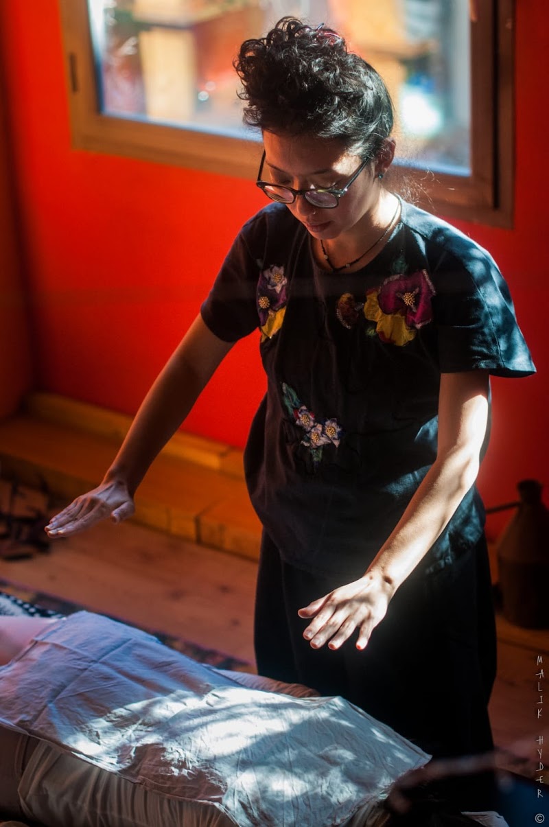 Manos de Yumi | Terapia Holística y Sanación Energética