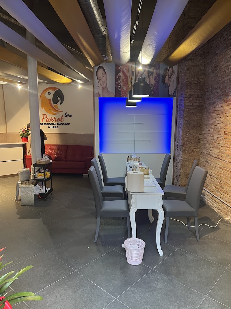 Parrot Massage & Nails - foto 4