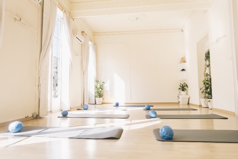 SimplyBe - Pilates, Massage and Osteopathy in Barcelona - foto 4