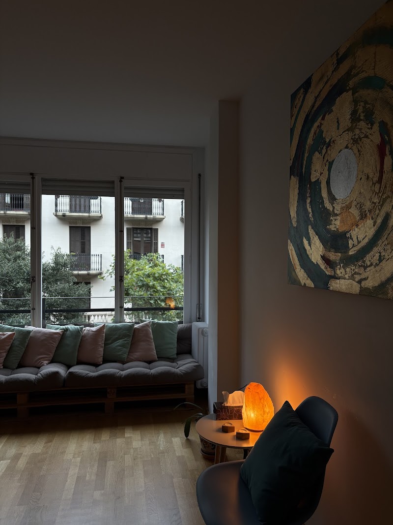 Soul Massage Therapy Barcelona – Holistic Massage & Reiki - photo 5