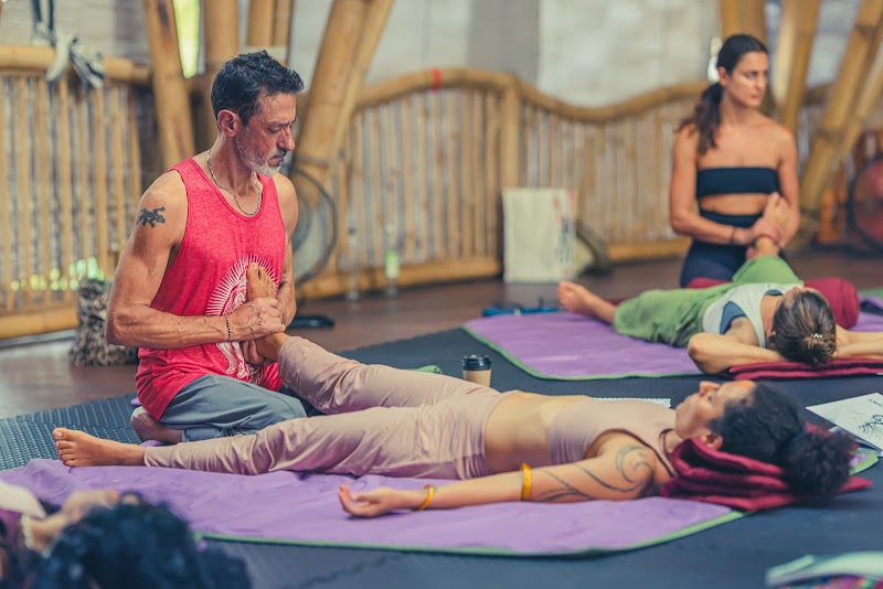 Thai Yoga Massage / Foot Reflexology