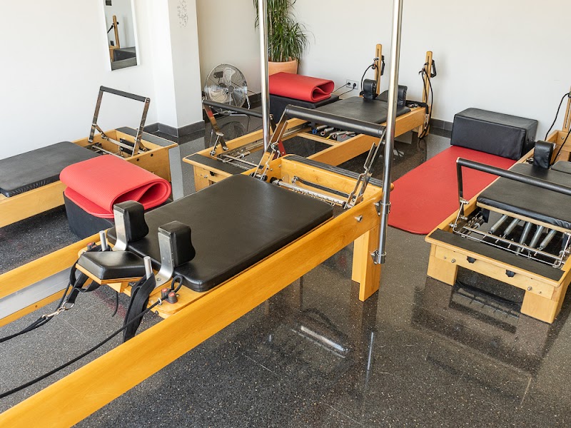 TKH fisioterapia pilates osteopatía poblenou - photo 2