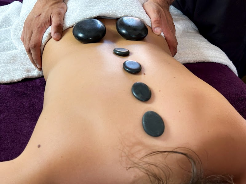 WORLD HEALING MASSAGE Masaje a domicilio - Massage at home