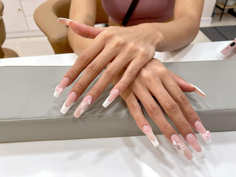 17 NAILS