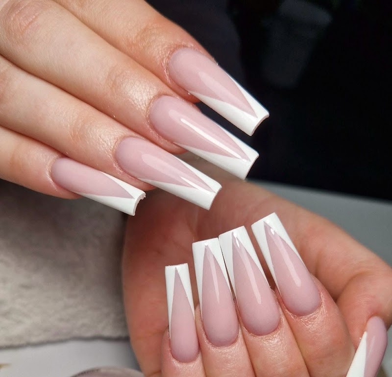Alina nail - foto 3
