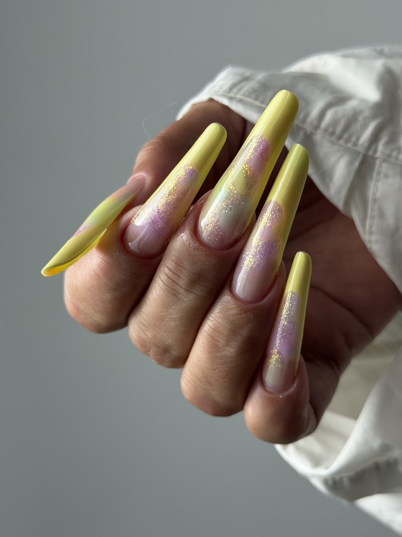 AlinaMirita_Nails