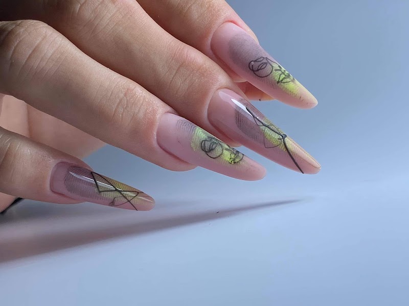 AlinaMirita_Nails - foto 4