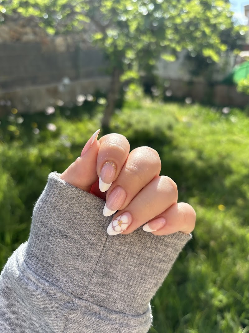 Armonía Nails Concept - Manicura | Pedicura | Nails | Sant Gervasi - photo 4