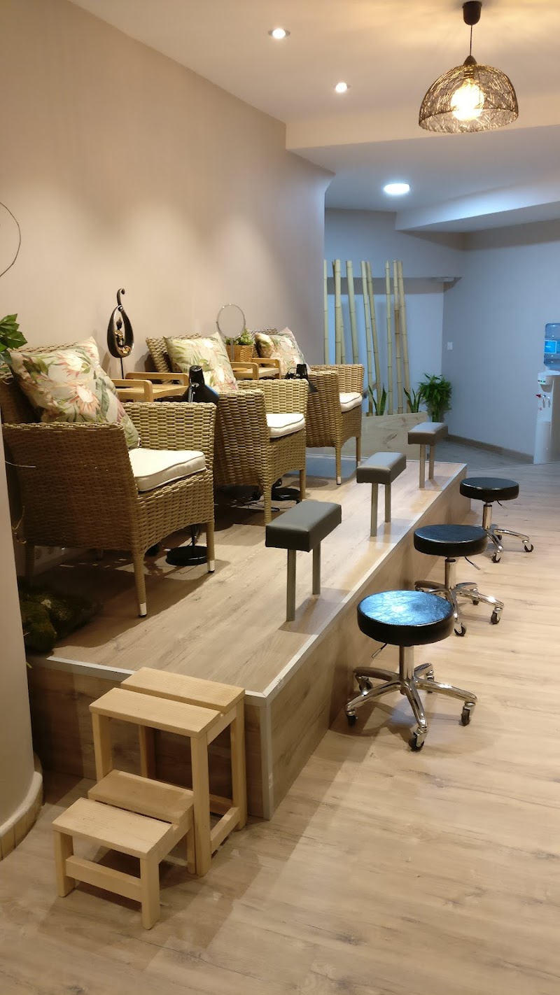 Atelier de uñas ( beauté) - foto 3