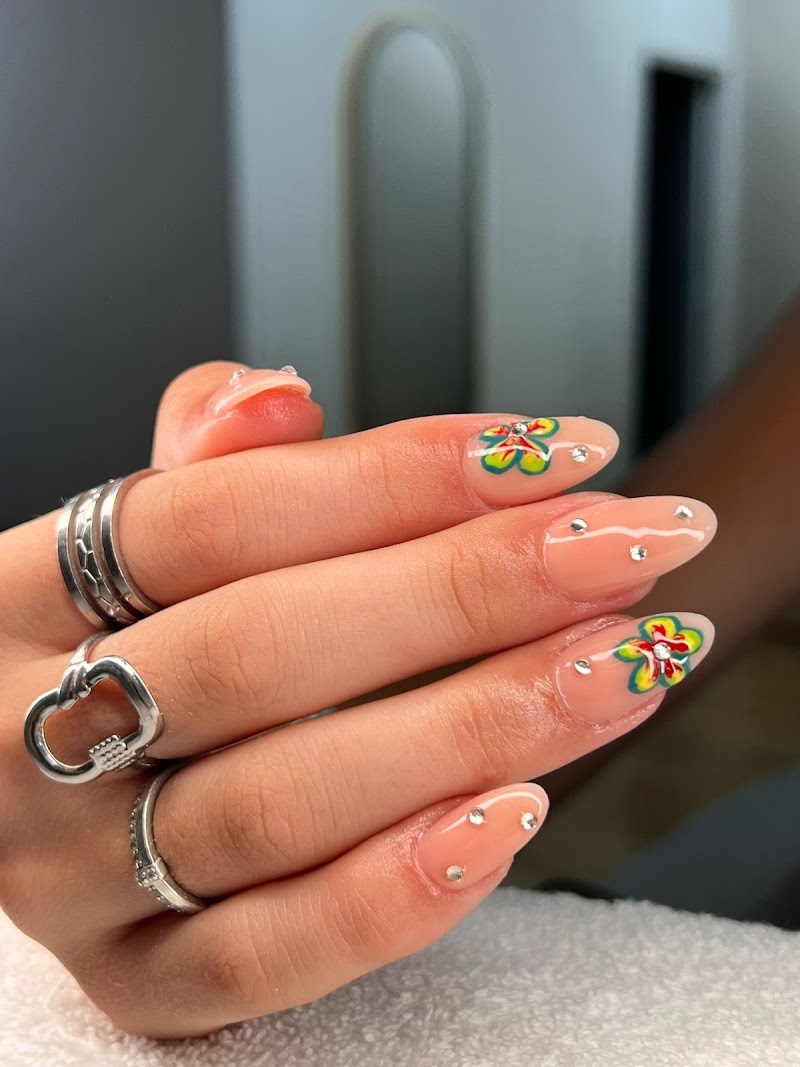 Beauty Max nails - foto 5