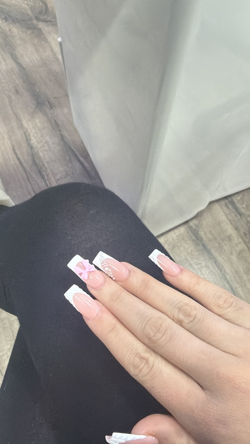 BEAUTYNAILS - foto 4