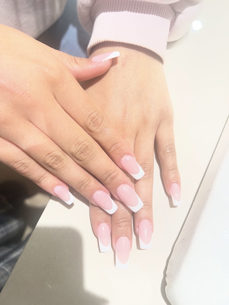Bella nails - foto 4