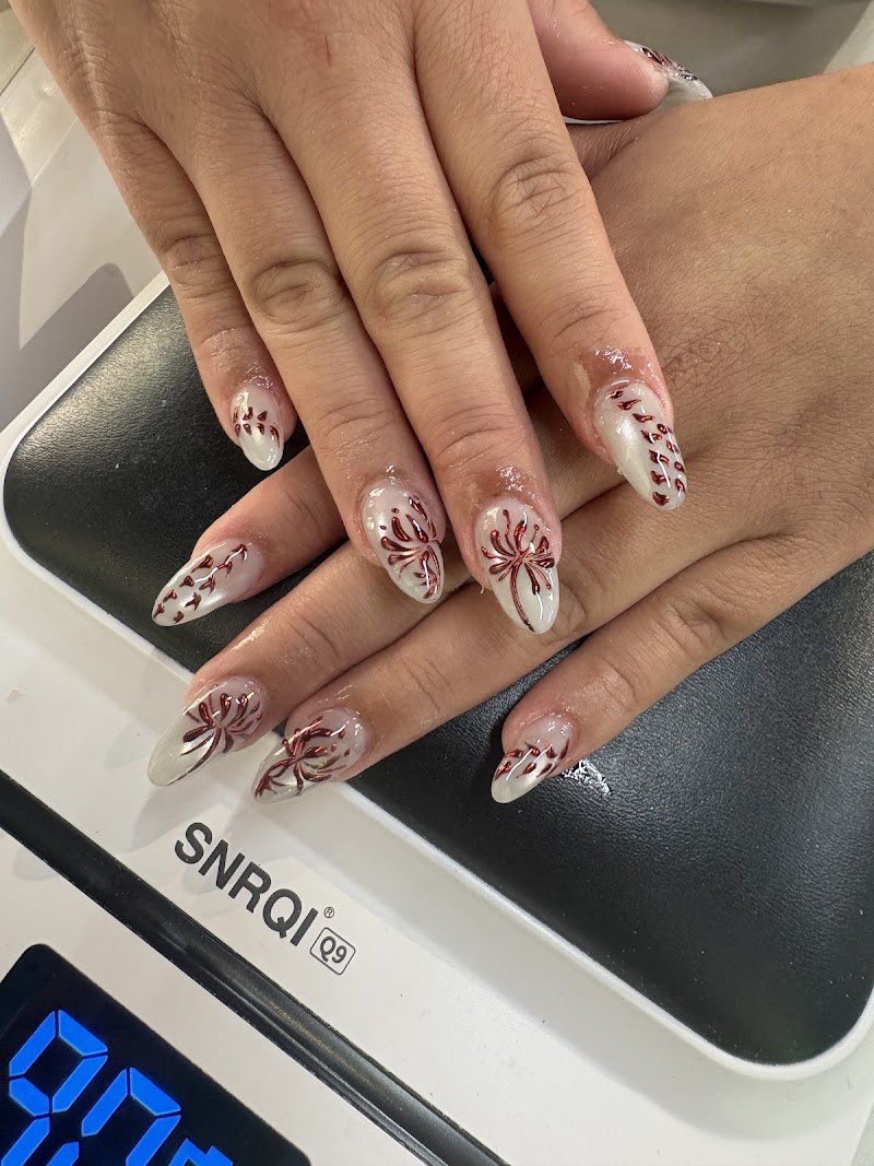 Boldberry nails