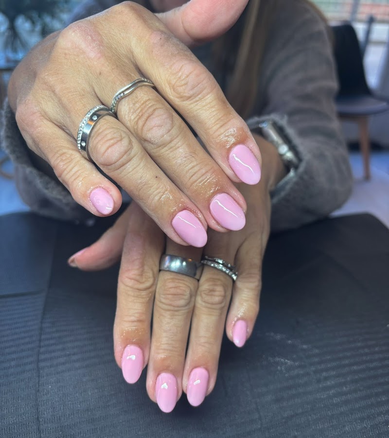 CC NAILS