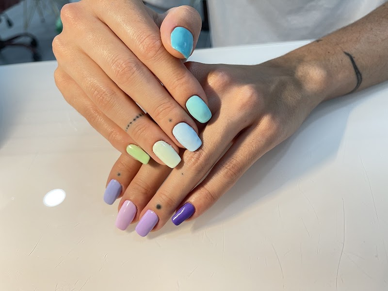 Centre d’ Estètica IA Nails & Beauty - photo 3
