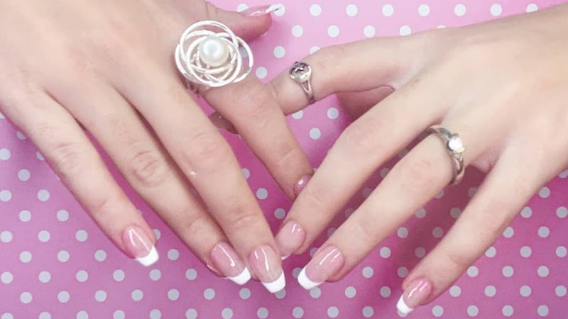 Coco Nails