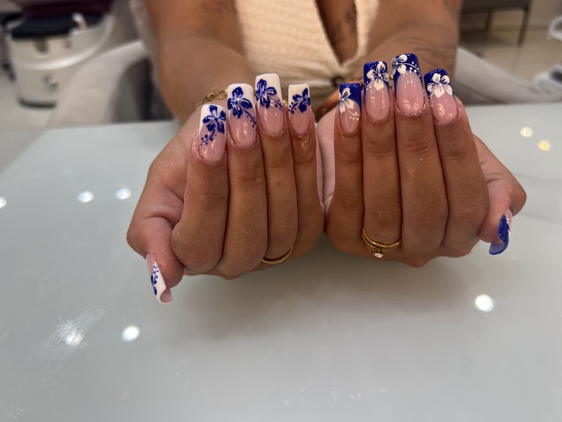 Diamante Nails - foto 4