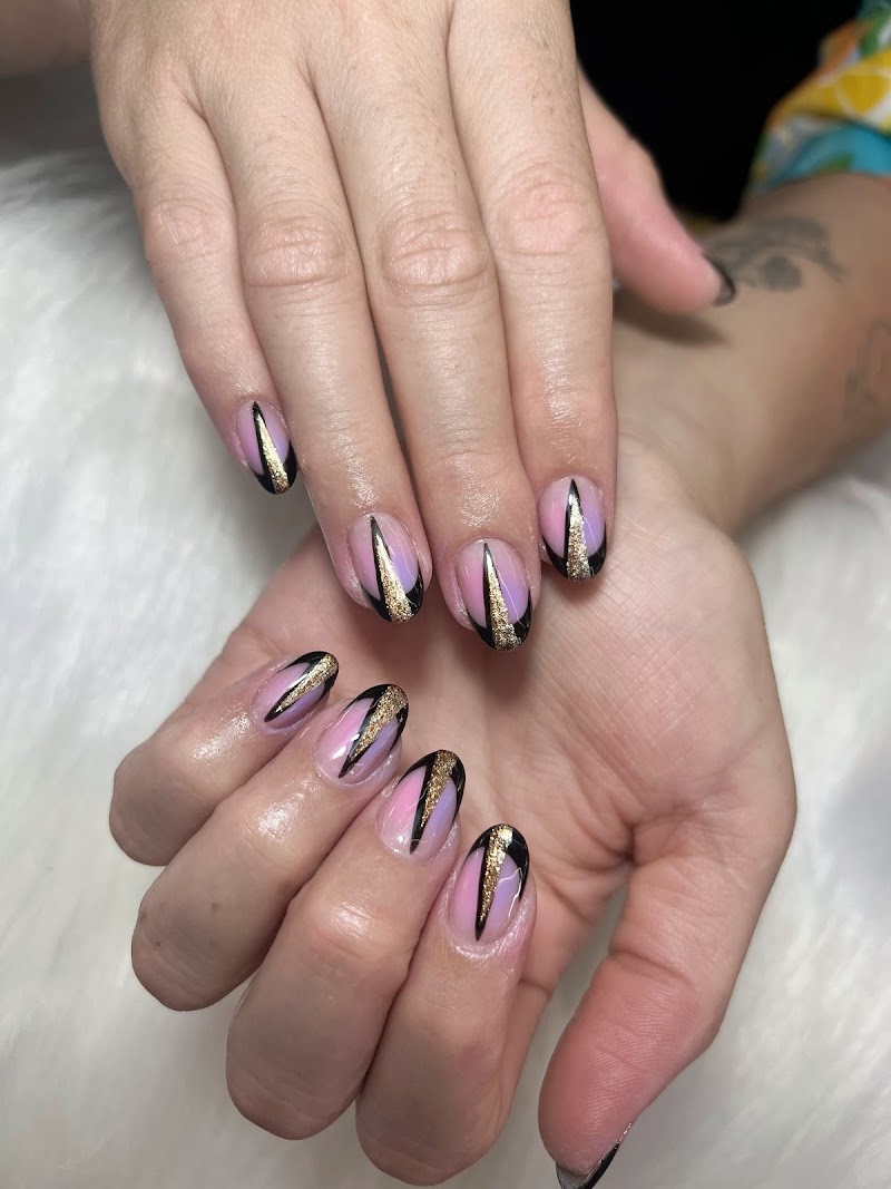 Dragon Nails - foto 2