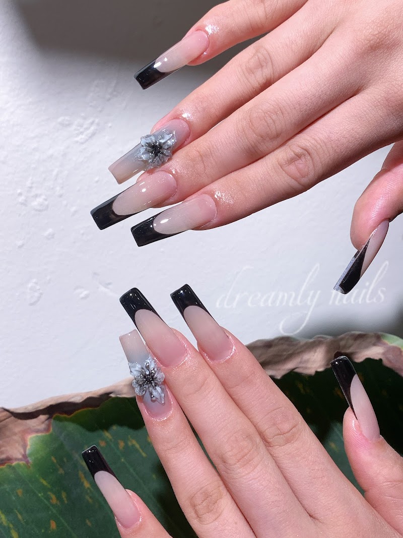 dreamly nails - foto 2