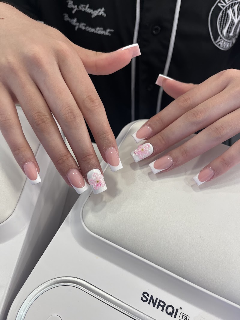 Feliz Nails - foto 2