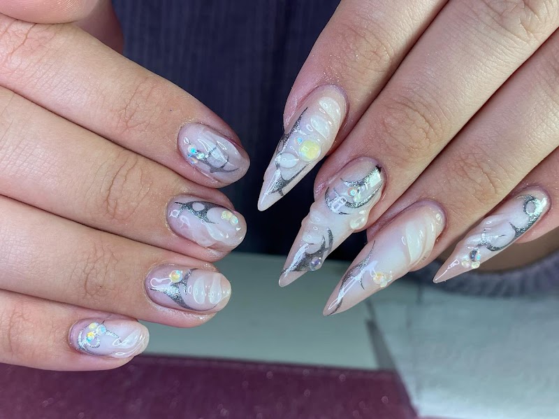Frenccie Nails