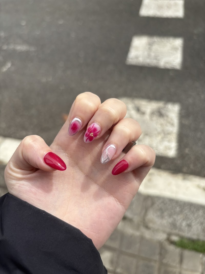 Fu casa nails