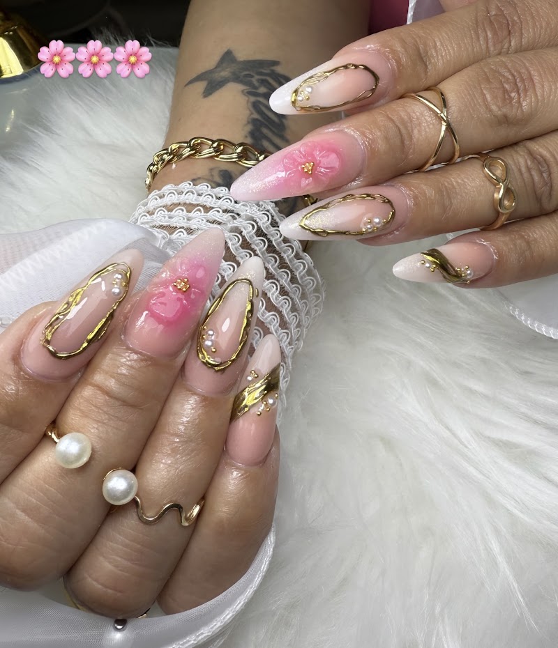 Girls Nails Studio