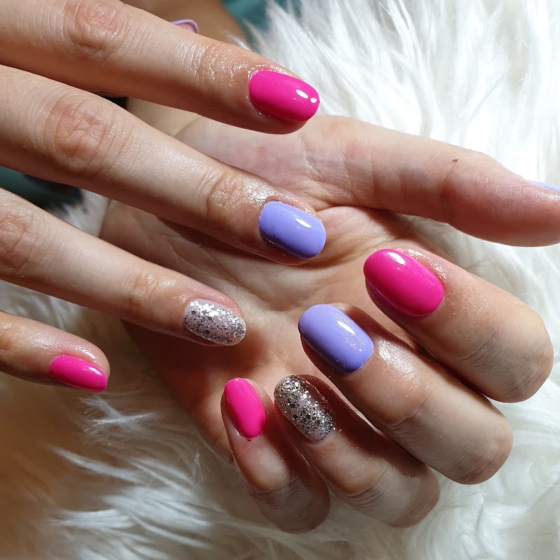 Glg Nails