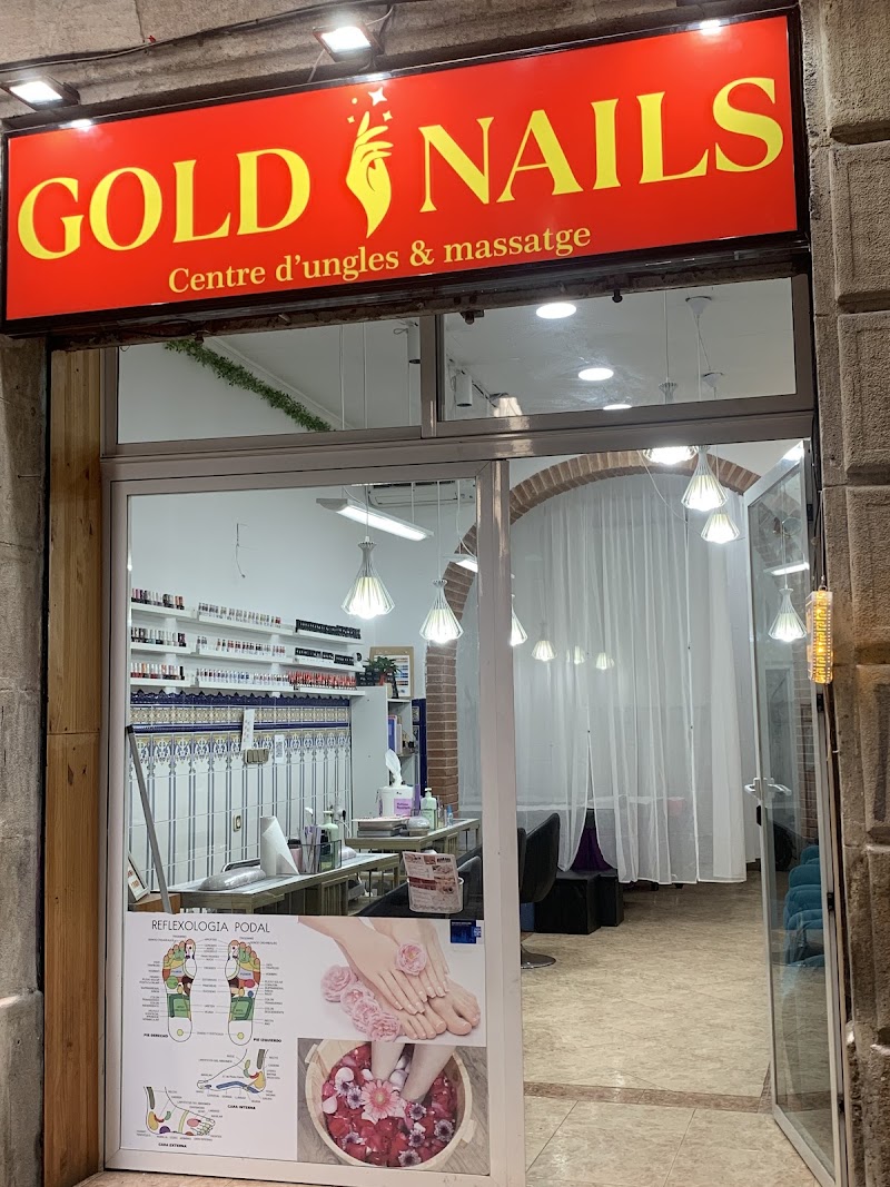 GOLD NAILS - foto 3