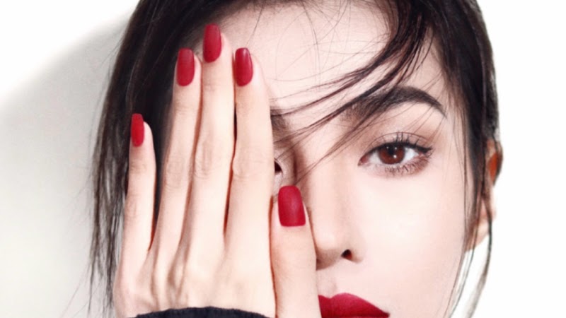 Happy nails