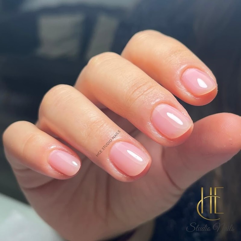 HCE Studio Nails - foto 4