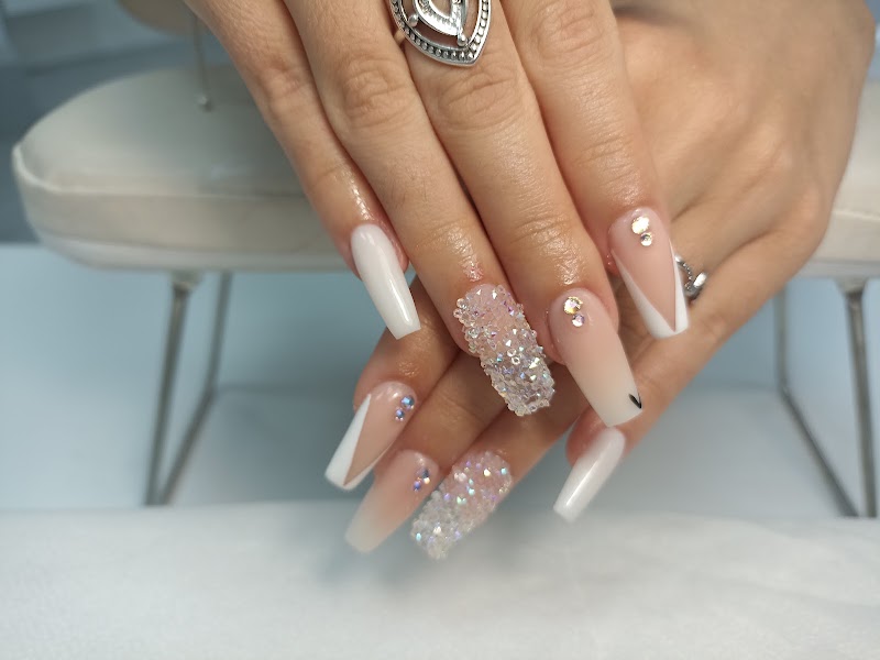 Helen Nails - foto 3
