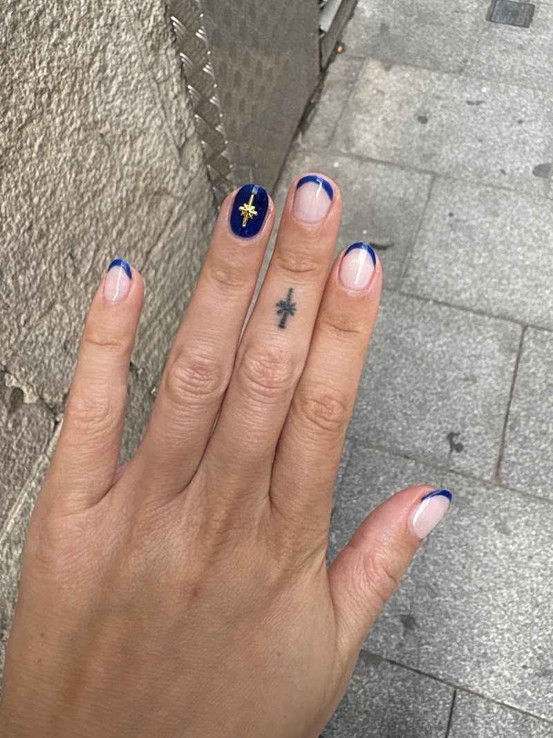 Hello Nails - foto 4