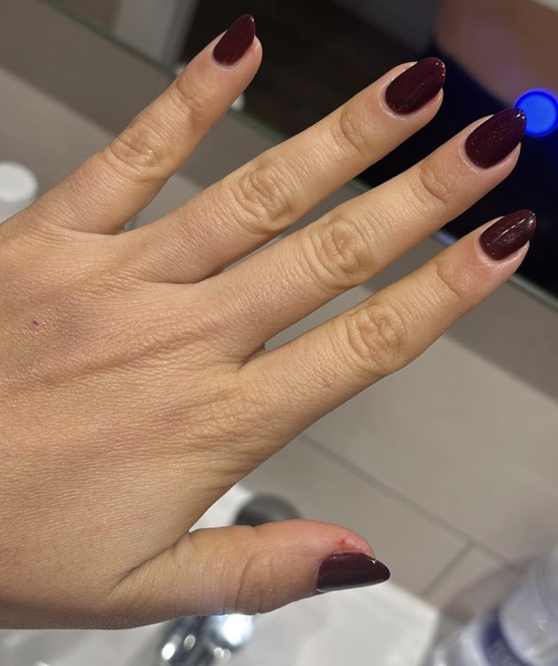 Hello Nails - foto 3