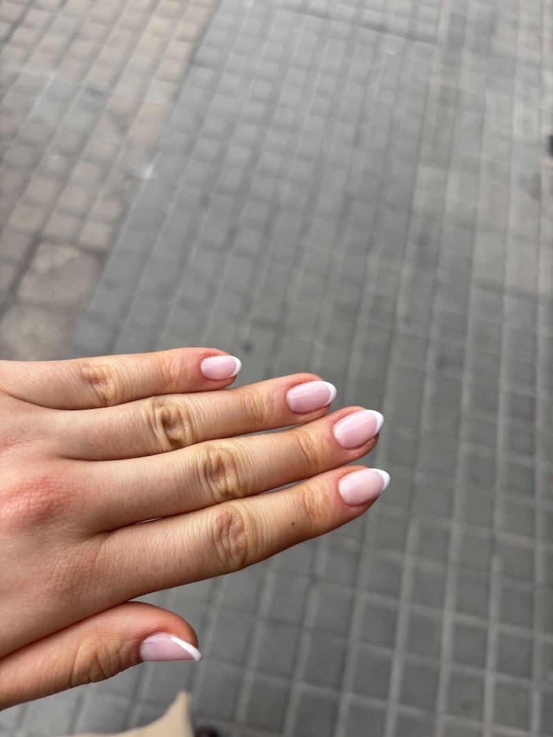 Hello Nails - foto 3