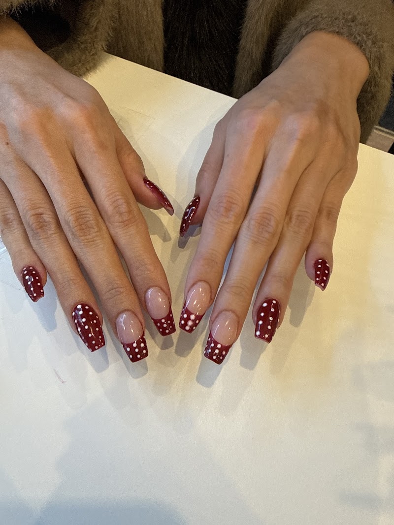 Hello Nails - foto 3