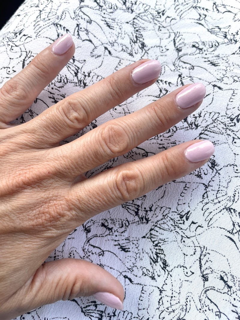 Hello Nails - foto 2