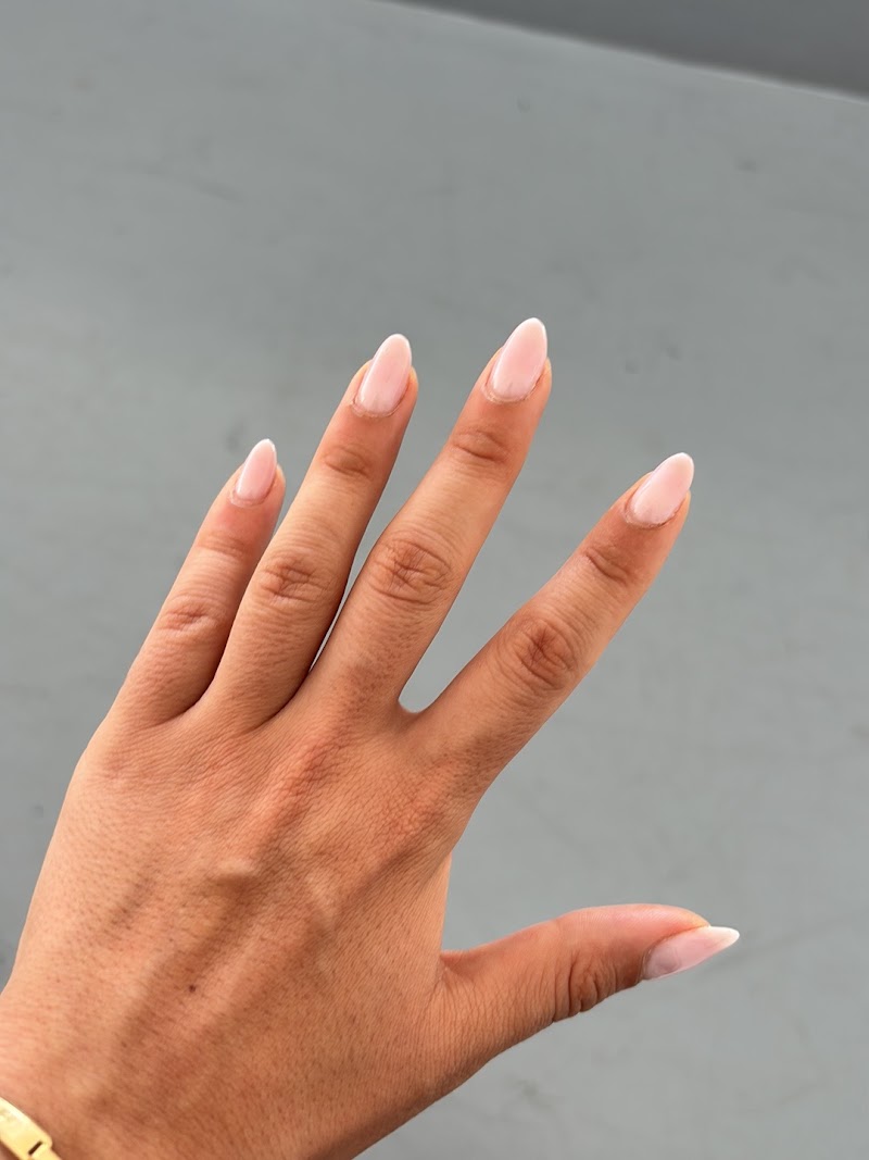 Hello Nails - foto 4