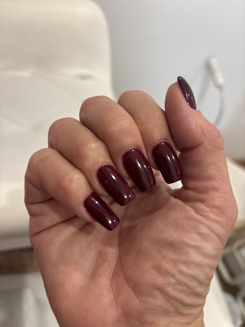 Hello Nails - foto 3