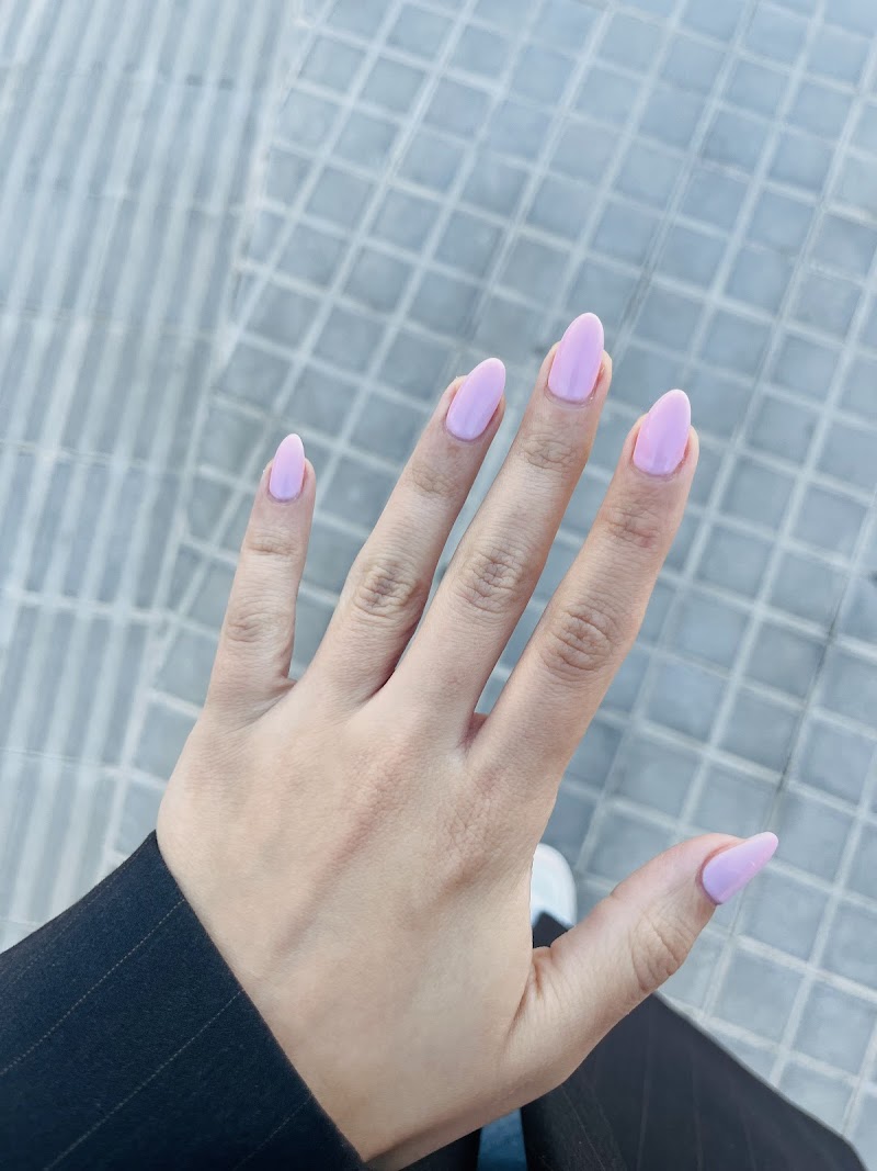 Hello Nails - foto 2