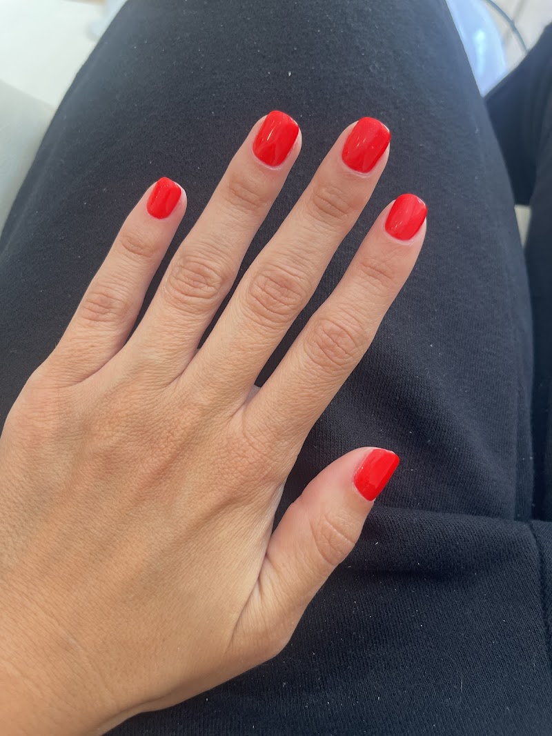 Hello Nails - foto 3
