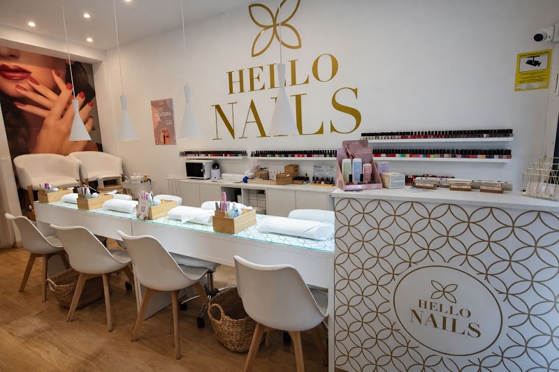 Hello Nails