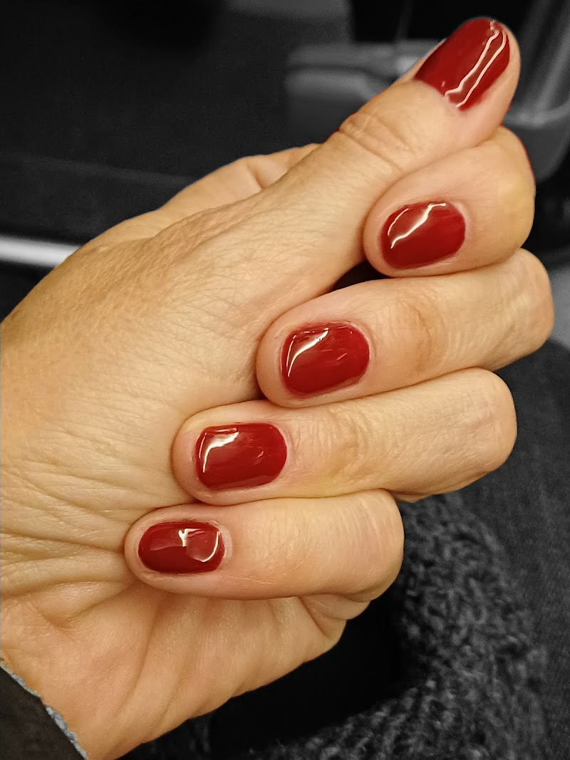 Hello Nails - foto 2